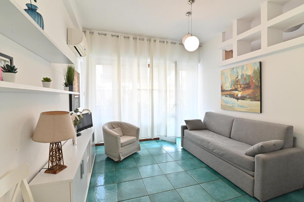 Izzhome Holiday Terrace Κάλιαρι Εξωτερικό φωτογραφία