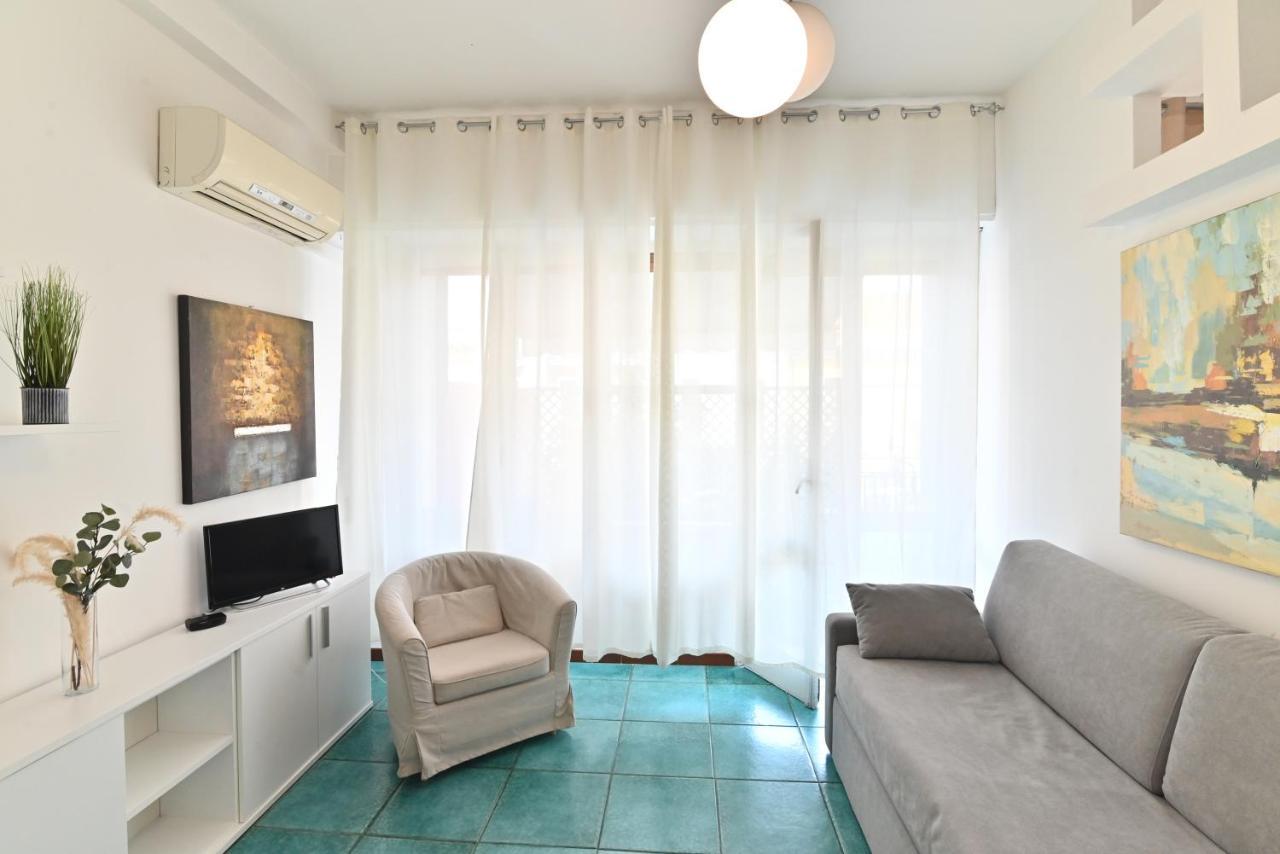 Izzhome Holiday Terrace Κάλιαρι Εξωτερικό φωτογραφία