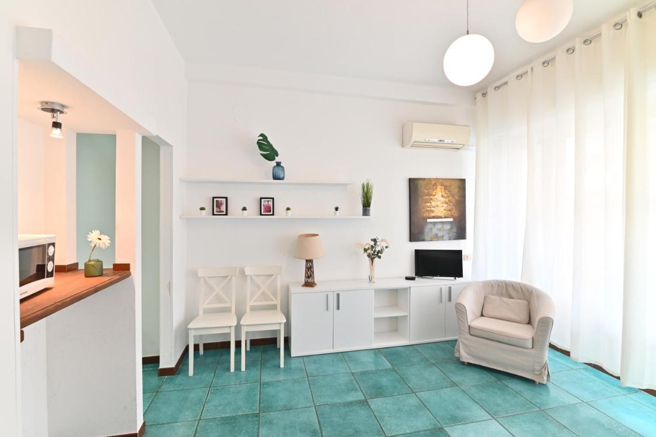 Izzhome Holiday Terrace Κάλιαρι Εξωτερικό φωτογραφία