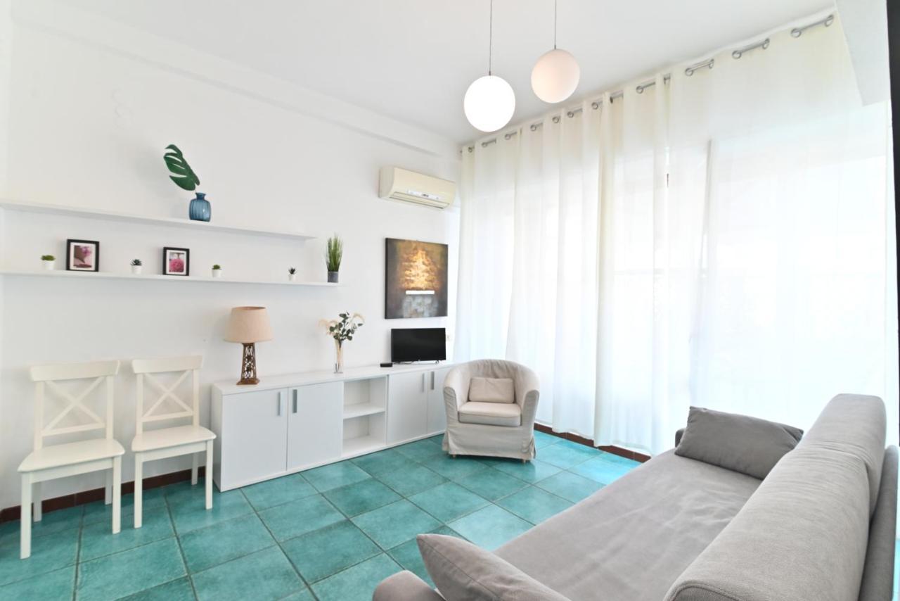 Izzhome Holiday Terrace Κάλιαρι Εξωτερικό φωτογραφία